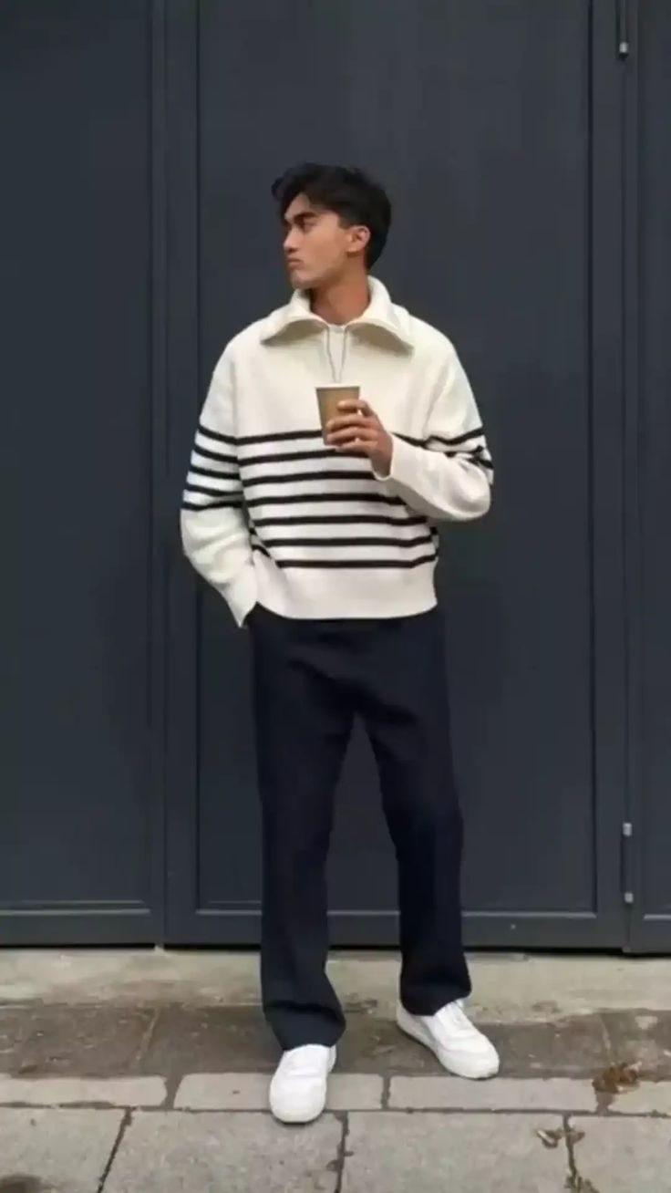 Oversized knitted sweatshirt